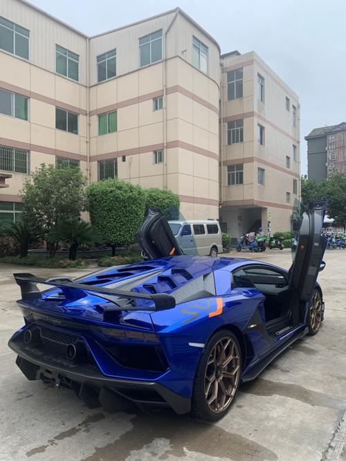 街拍兰博基尼aventador（街拍兰博基尼合集）-图3