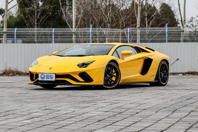 兰博基尼Aventador报价多少（兰博基尼aventador s coupe）