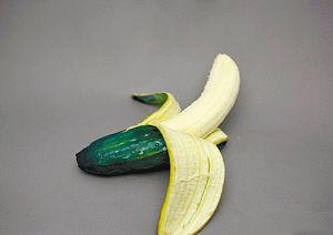 黄瓜香蕉兰博基尼（黄瓜香蕉一起吃有什么功效）-图1
