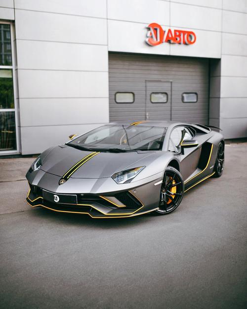 兰博基尼aventador限量（兰博基尼aventador s限量吗）-图2