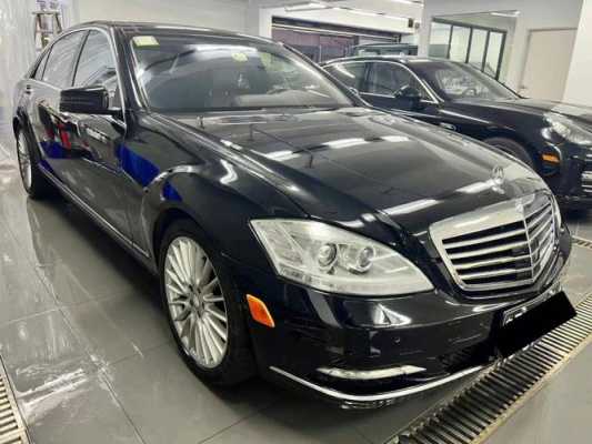 2010奔驰s550配置